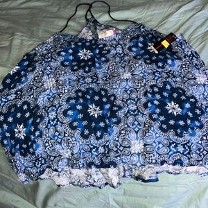 Blue and white no boundaries halter top cami. Size 3x.